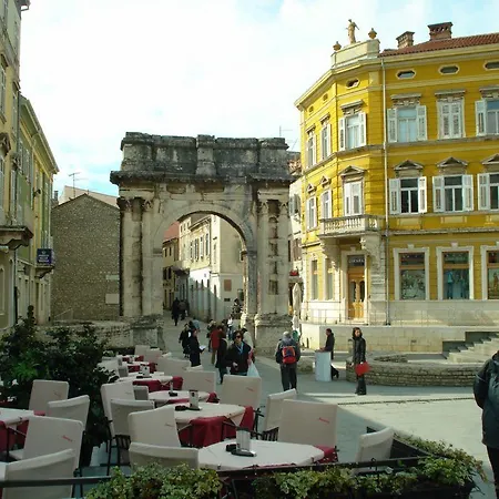 Ana Apartament *