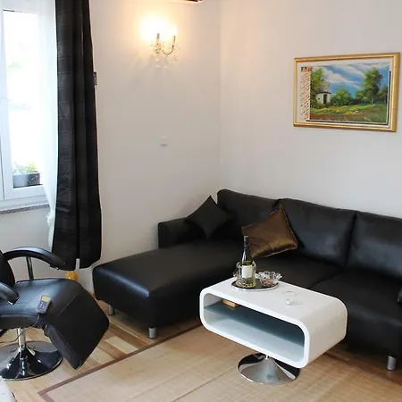 Ana Apartament